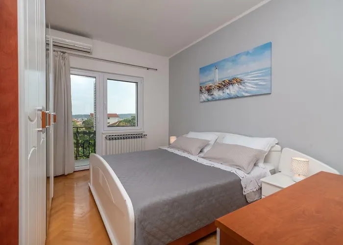 Lägenhet Marinella *