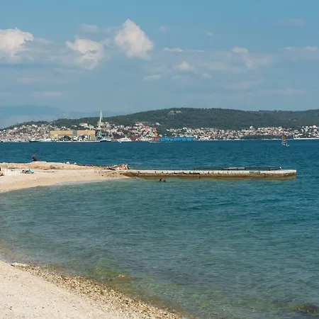 Marinella Apartament *