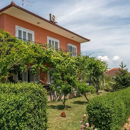 Marinella Apartman *